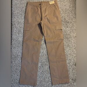 NWT never worn unisex kaki pants.